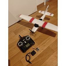 Avanti RC Kits de montage: Avanti Air Trainer V2 mit Akku – D'occasion à Liesberg par Concombres8478