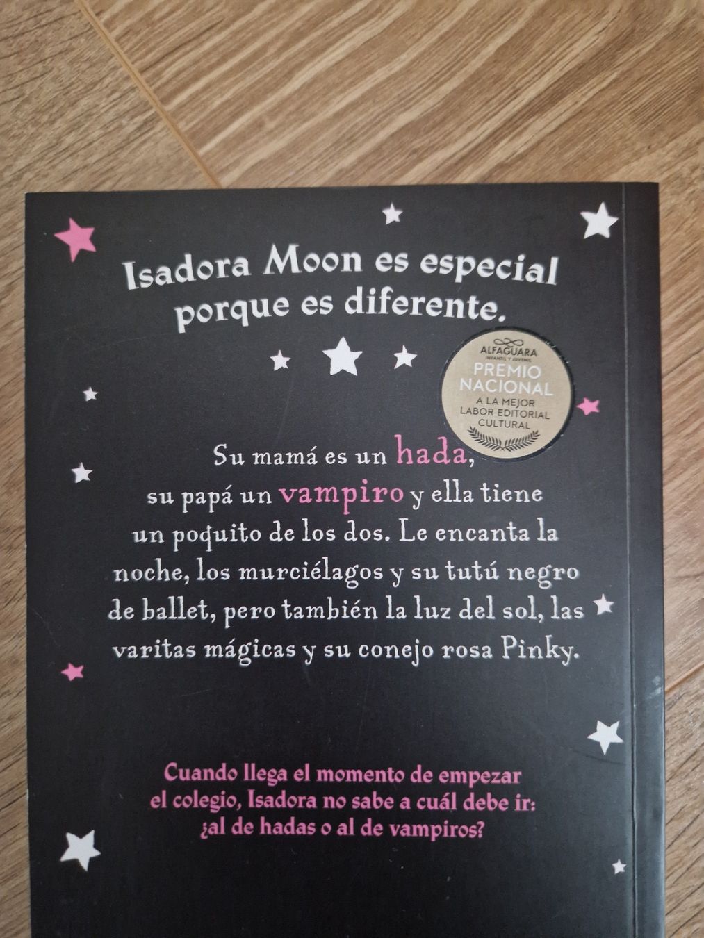 Libri: Isadora Moon - Va al colegio Nr.1 – Usato da Birsfelden venduto da Fa_alvite 1