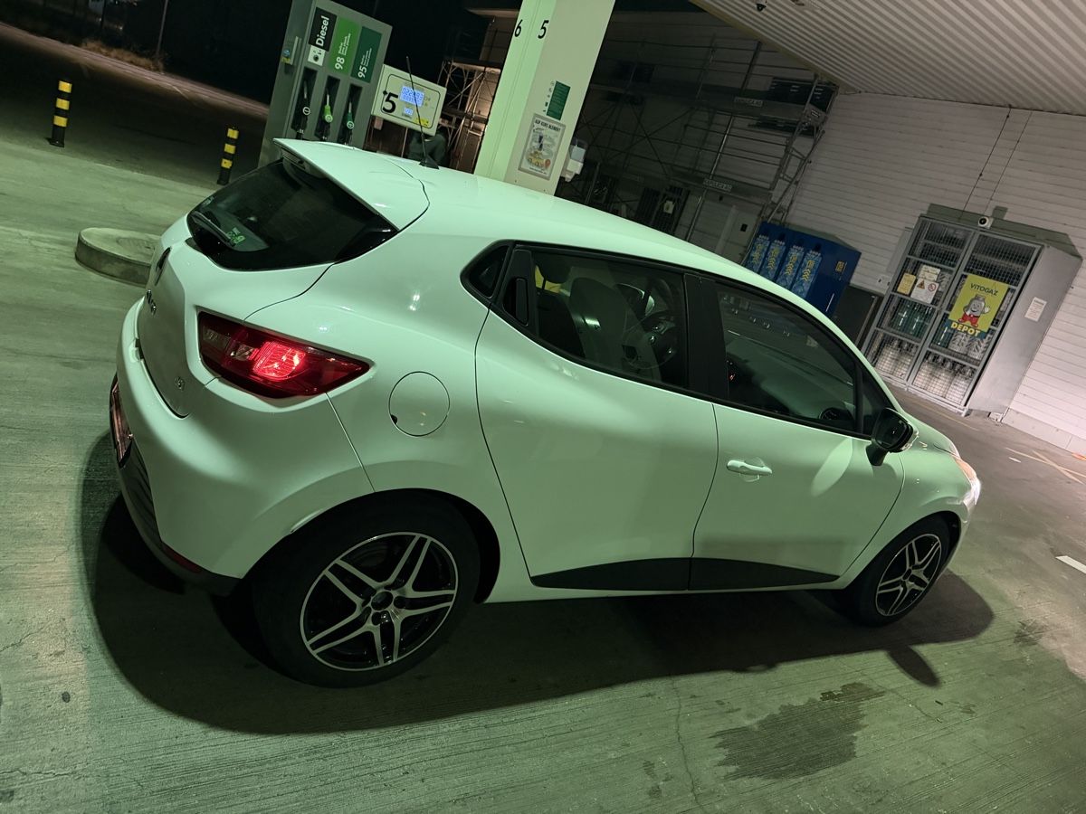 Renault Automobili: Renault clio 1.5 Dci – Usato da Witterswil venduto da iva_6nwz 9