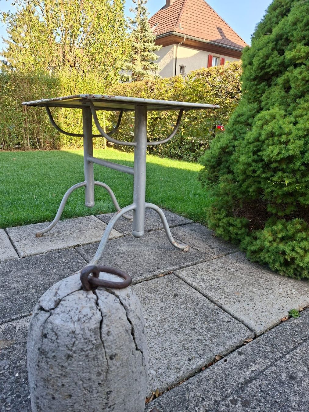 Tavoli: Antiker Gartentisch – Usato da Trimbach venduto da stillik 1
