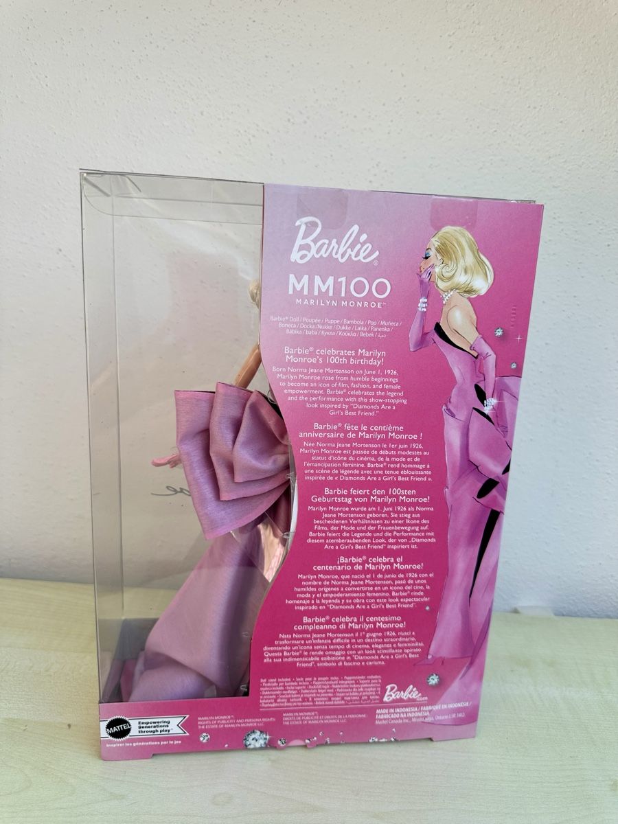 Poupées: Barbie Marilyn Monroe – Neuf avec emballage d'origine à Zürich par Kat_5557 7