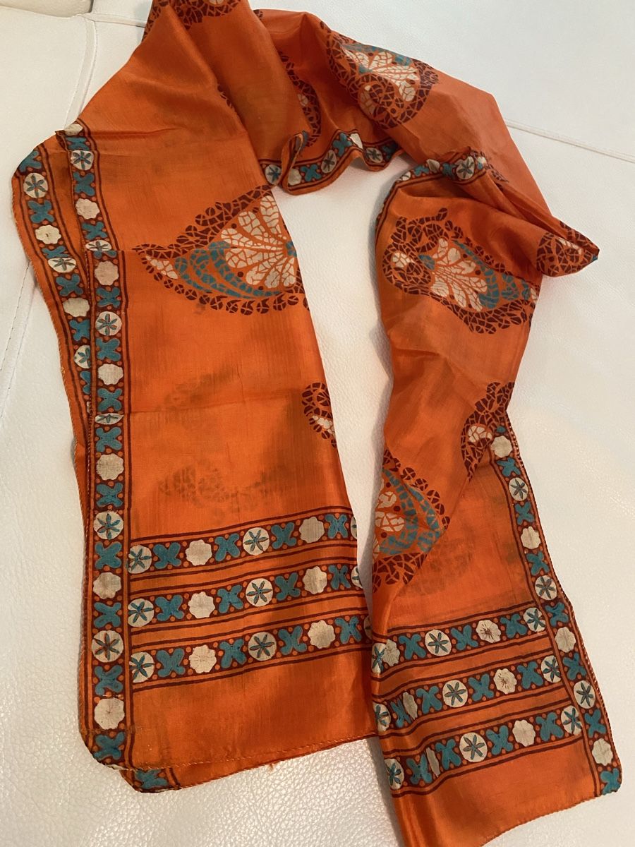 Foulard & Sciarpe: Seiden Schal 🌸 – Usato da Opfikon venduto da Luis144