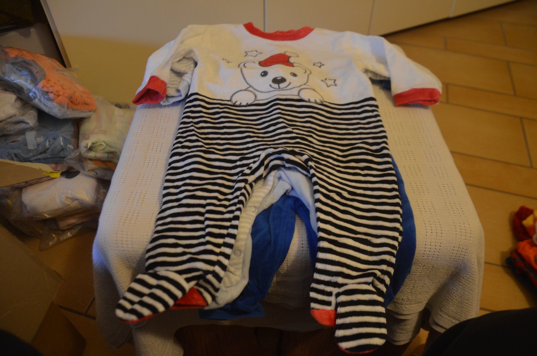 Pyjamas & Ähnliches: TAILLE 68 - 3 PIJAMA – Gebraucht aus Chiasso von Dolly015 1