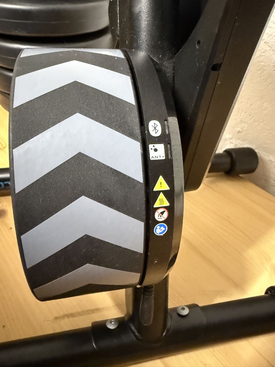 Wahoo Hometrainer: Wahoo Kickr Core Smart Trainer  – Usato da Zürich venduto da mag_crp7 3