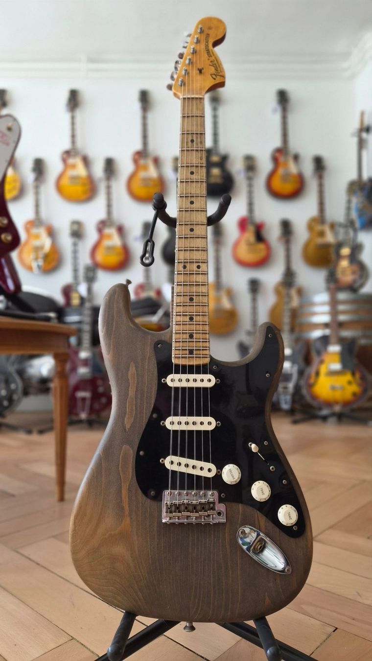 Fender Strumenti musicali: Fender Stratocaster 1969 Roasted Pine – Usato da pieterlen venduto da AntonelloGuitars