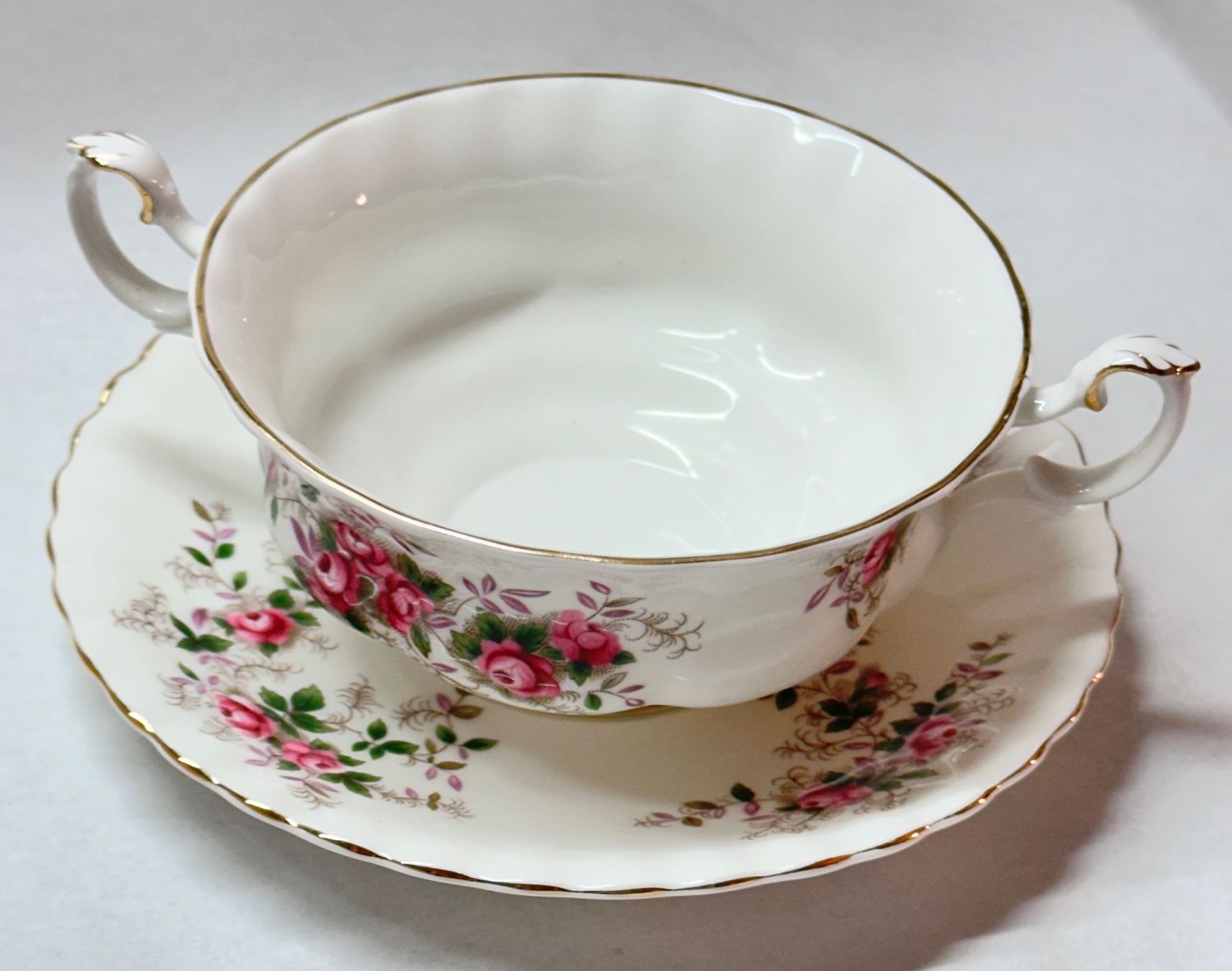 Royal Albert Tazze: Royal Albert "Lavender Rose" Suppentasse ca.1961-1979 – Usato da Oberrüti venduto da Sabbi 5