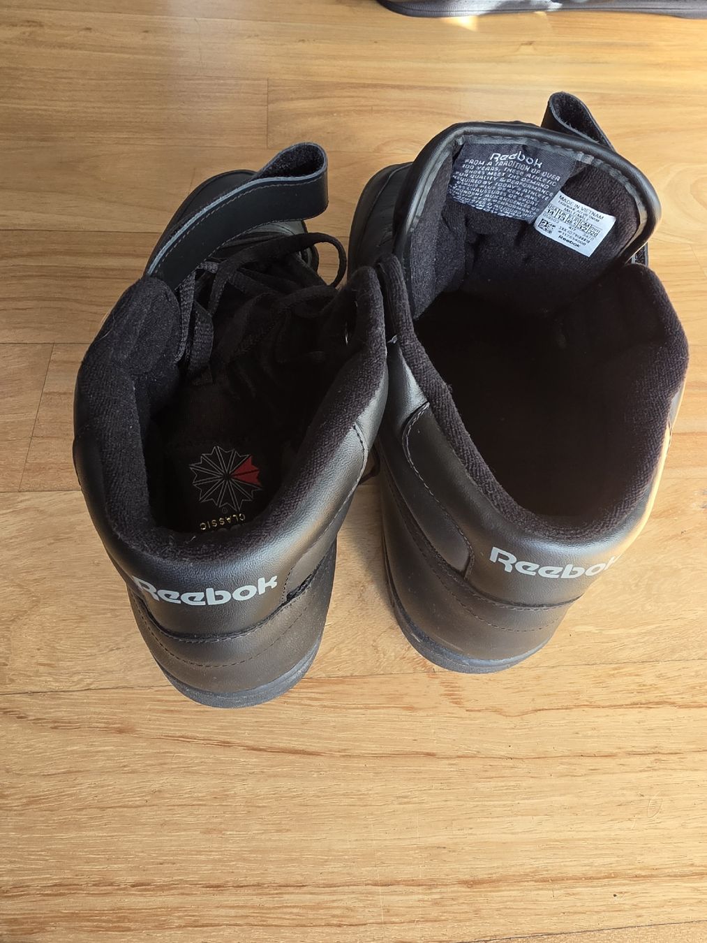 Reebok Scarpe da uomo: Reebok Classic Boots Stiefel 48.5 – Usato da Zürich venduto da reldoenk 4