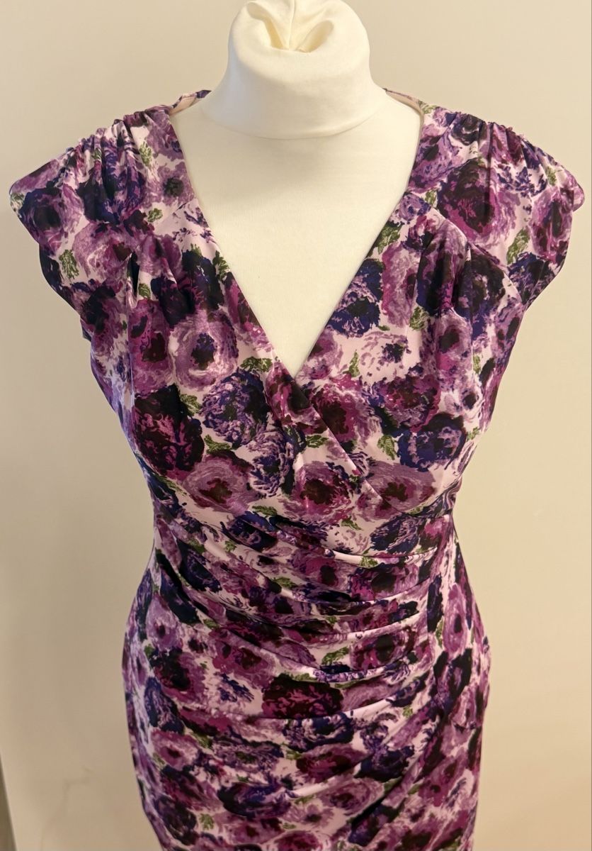 Phase Eight Vestiti: Cocktail-Kleid mit Blumenmuster - lila violett – Nuovo (secondo la descrizione) da Lengwil venduto da JuliBB 3