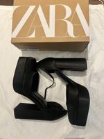 Schuhe ZARA Schwarz Sandalen Grösse 41 wie NEU