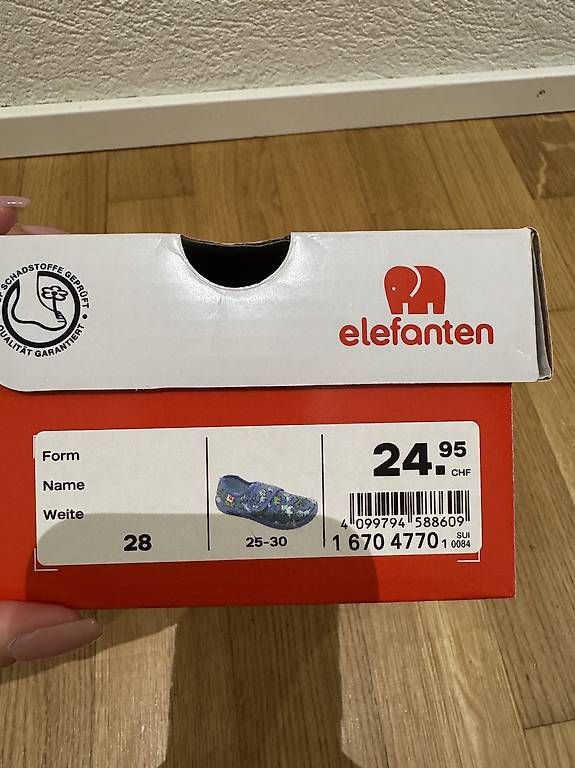 Elefanten Schuhe für Jungen: Ungetragene Elefanten Hausschuhe – Neu und originalverpackt aus Gränichen von Lady-Chantelle 1
