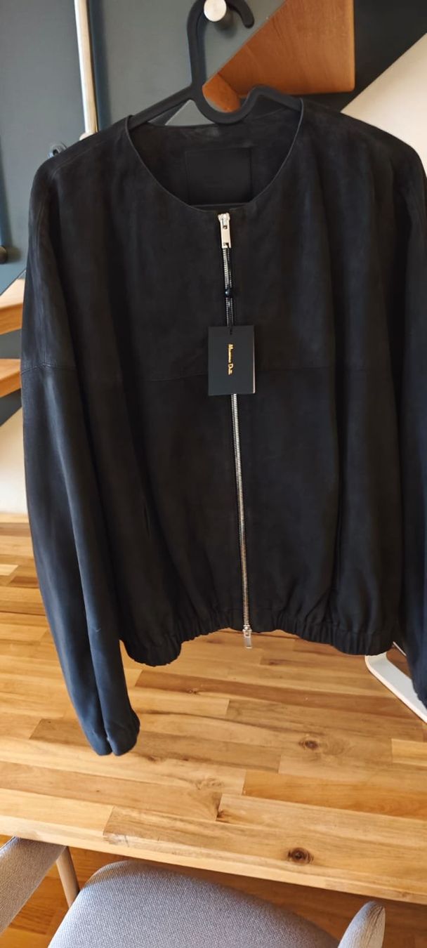 Massimo Dutti Giacche: Massimo Dutti Suede Jacket, Size M, – Nuovo e nell'imballaggio originale da Bonstetten venduto da aga_5x7x