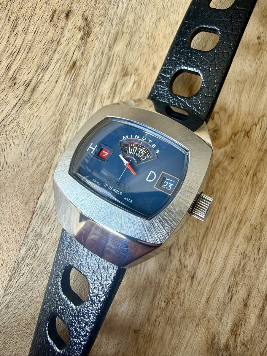 Sicura Orologi: Sicura Jump Hour – Usato da Matzendorf venduto da TITUs_