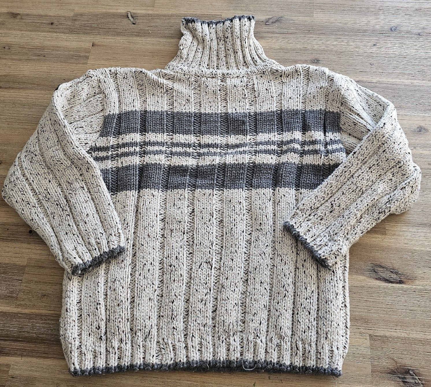 Pullover & Sweatshirts: Strickpullover Bad Boys Grösse 140 Baumwolle Mix – Gebraucht aus Basel von Sinibini86 1