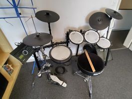 Roland TD-17KVX Edrum Schlagzeug Komplettset inkl. Monitor