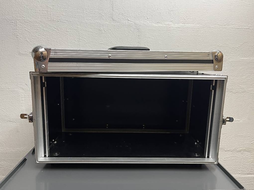 Autres accessoires: Flyht Pro Rack 5U Eco II Compact 23 – D'occasion à Uster par philip.merian 1