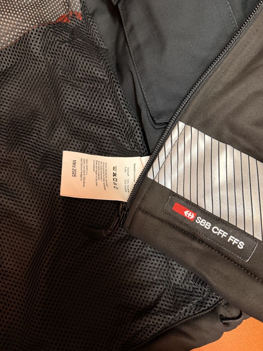 Giacche: SBB CFF FFS Arbeitsjacke Grösse M Orange Schwarz Reflektor – Nuovo e nell'imballaggio originale da Wallisellen venduto da kun_km8k 1