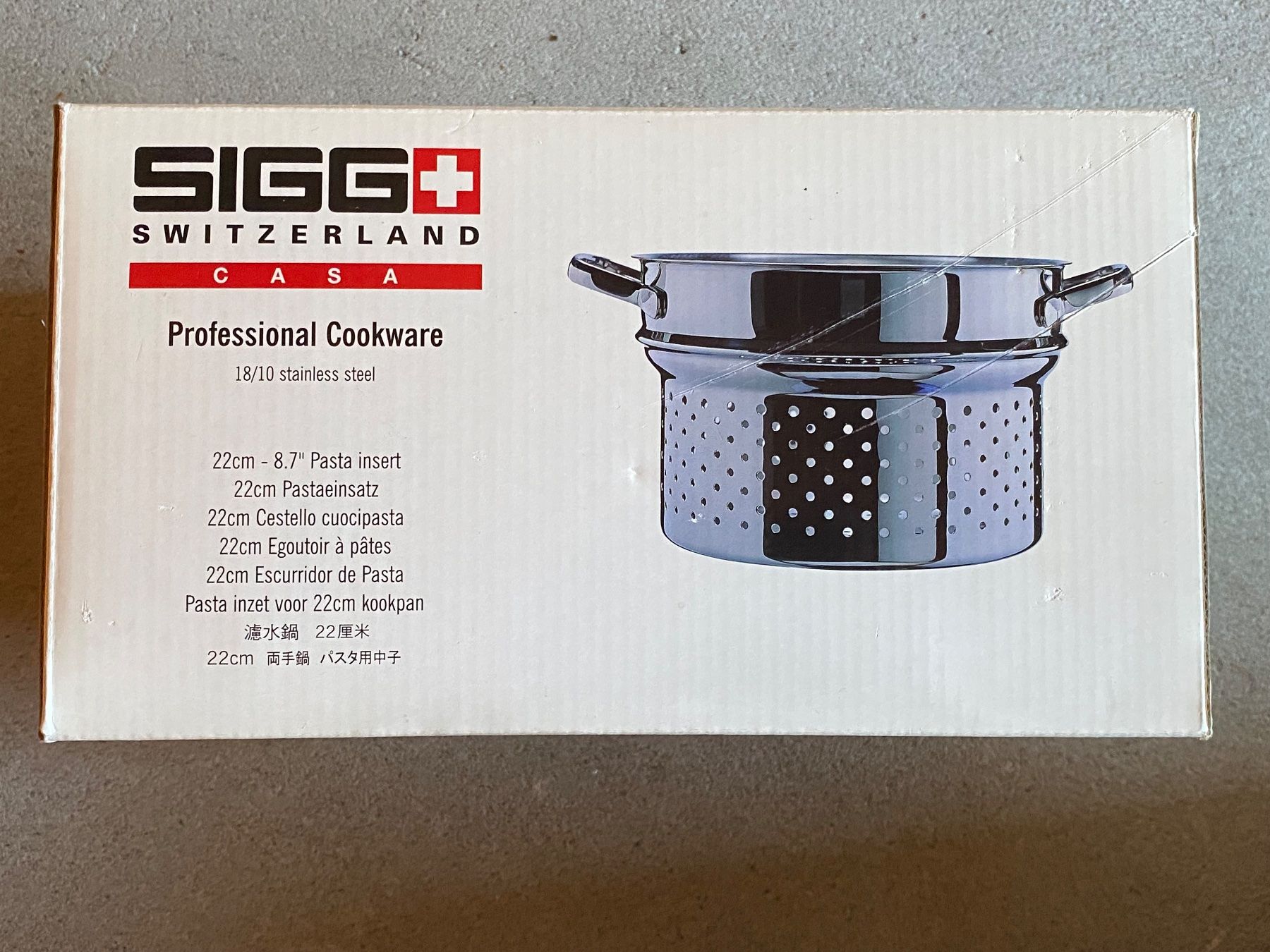 Sigg Pentole: SIGG Switzerland Pastaeinsatz, 22cm, neu – Nuovo e nell'imballaggio originale da Dietlikon venduto da sepiwaku 1