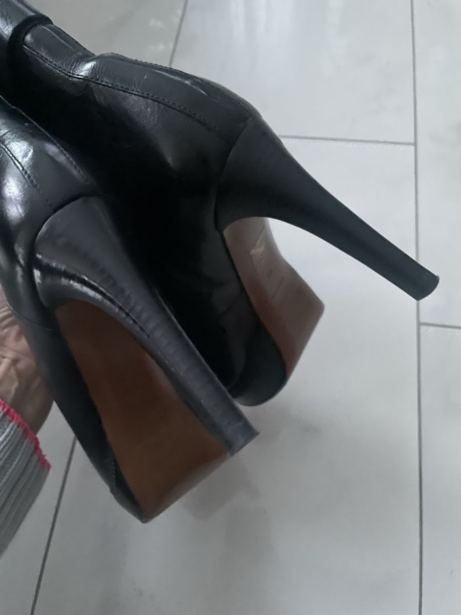 Burberry Scarpe da donna: Gr.40 Burberry Lederstiefeln – Usato da Au ZH venduto da Daiga 2