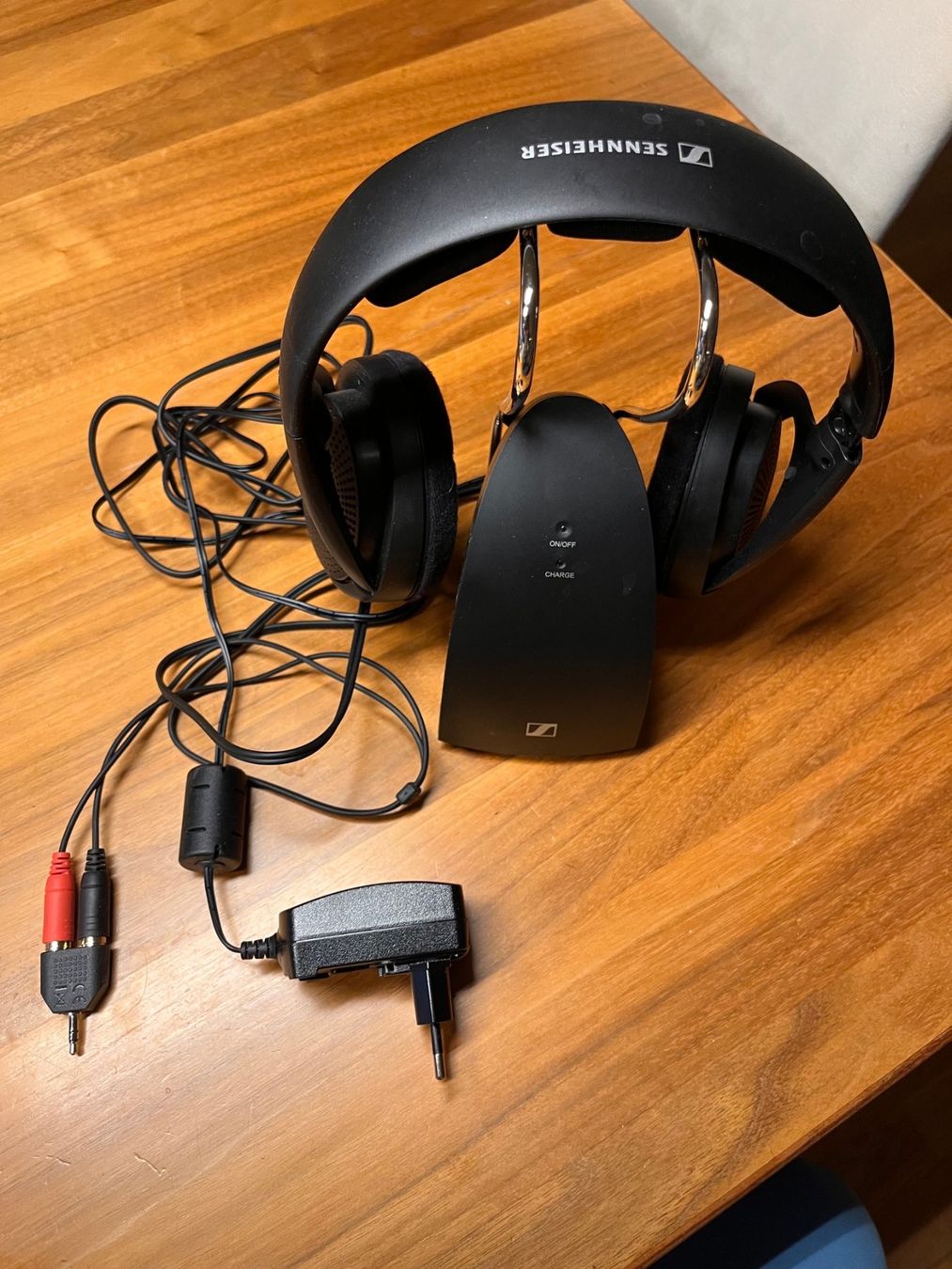 Sennheiser Kopfhörer: Bluetooth-Kopfhörer Sennheiser / TV-Kopfhörer – Gebraucht aus Lyss von sebitron 1