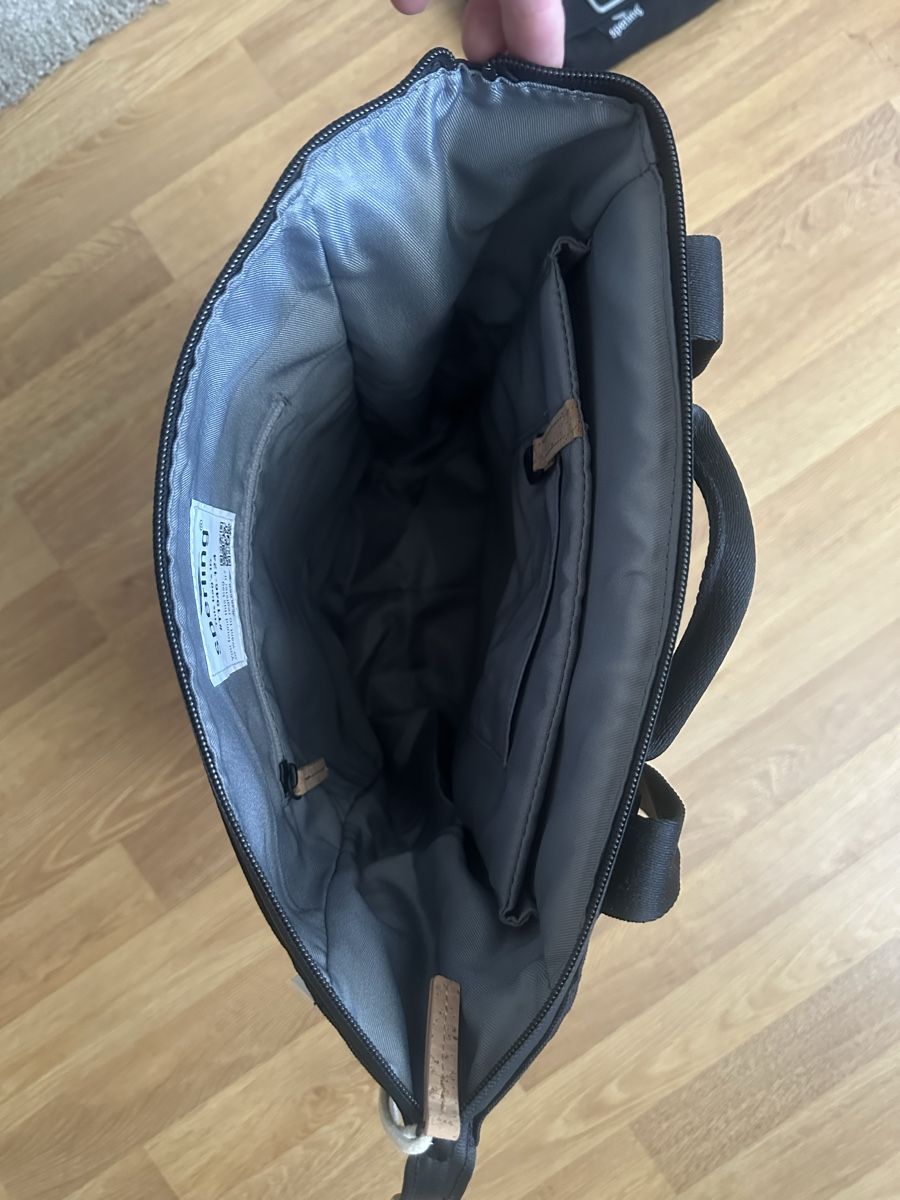 Zaini: Sperling Stoffrucksack schwarz mit Kork neu – Nuovo (secondo la descrizione) da Laupen BE venduto da atina80 7