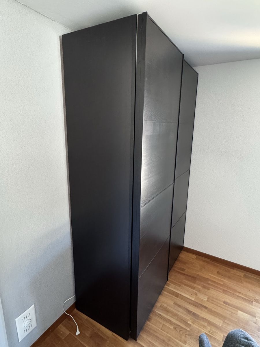 Ikea Schränke: Ikea Pax Schrank mit integrierter Licht – Gebraucht aus Wald ZH von StefaNes88 4
