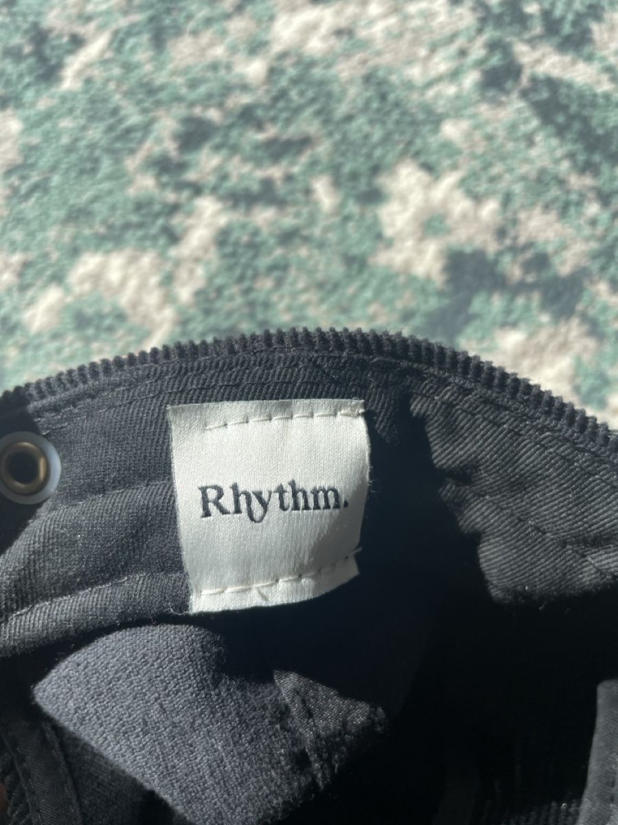 Autres vêtements & accessoires: Schwarze Cord Cap Rhythm. – D'occasion à Adliswil par sel_s6cw 3