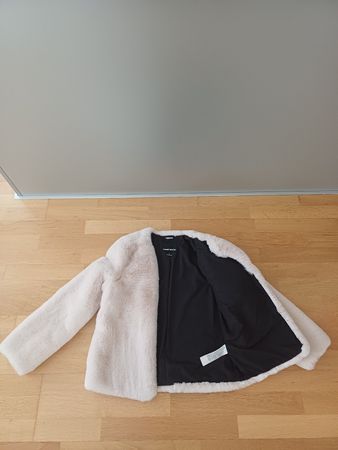 Damen Kunstpelzjacke Creme Grösse S sehr guter Zustand