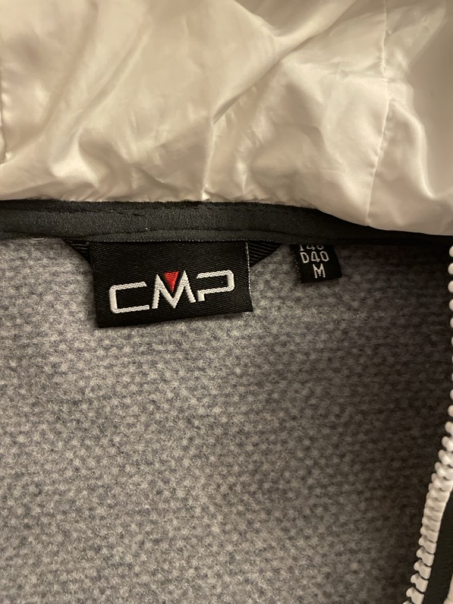 CMP Giacche: CMP Damen Jacke mit Kapuze, Grösse M, wie neu! – Usato da Wahlen b. Laufen venduto da Salome7 2