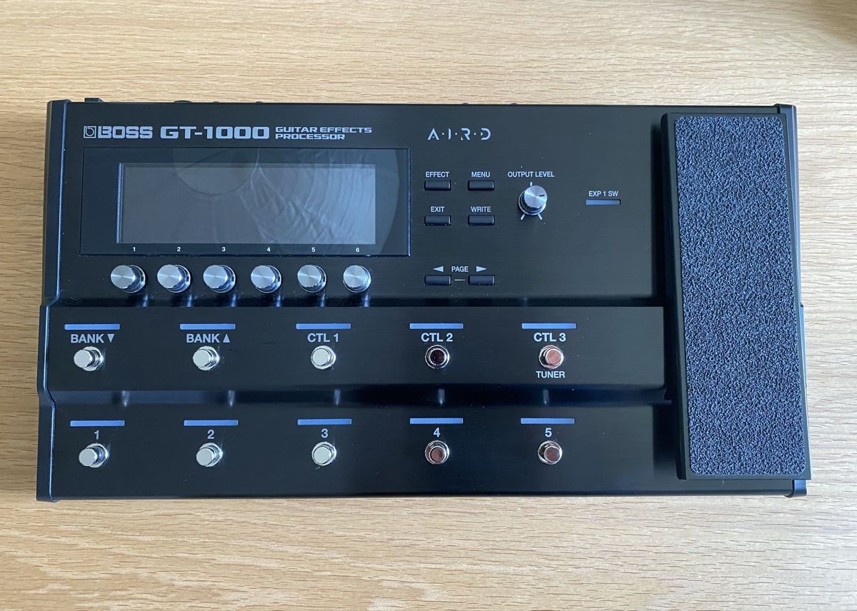 Boss Musikinstrumente: Boss GT1000 guitar effects processor – Gebraucht aus Champagne von Ychnaval 8