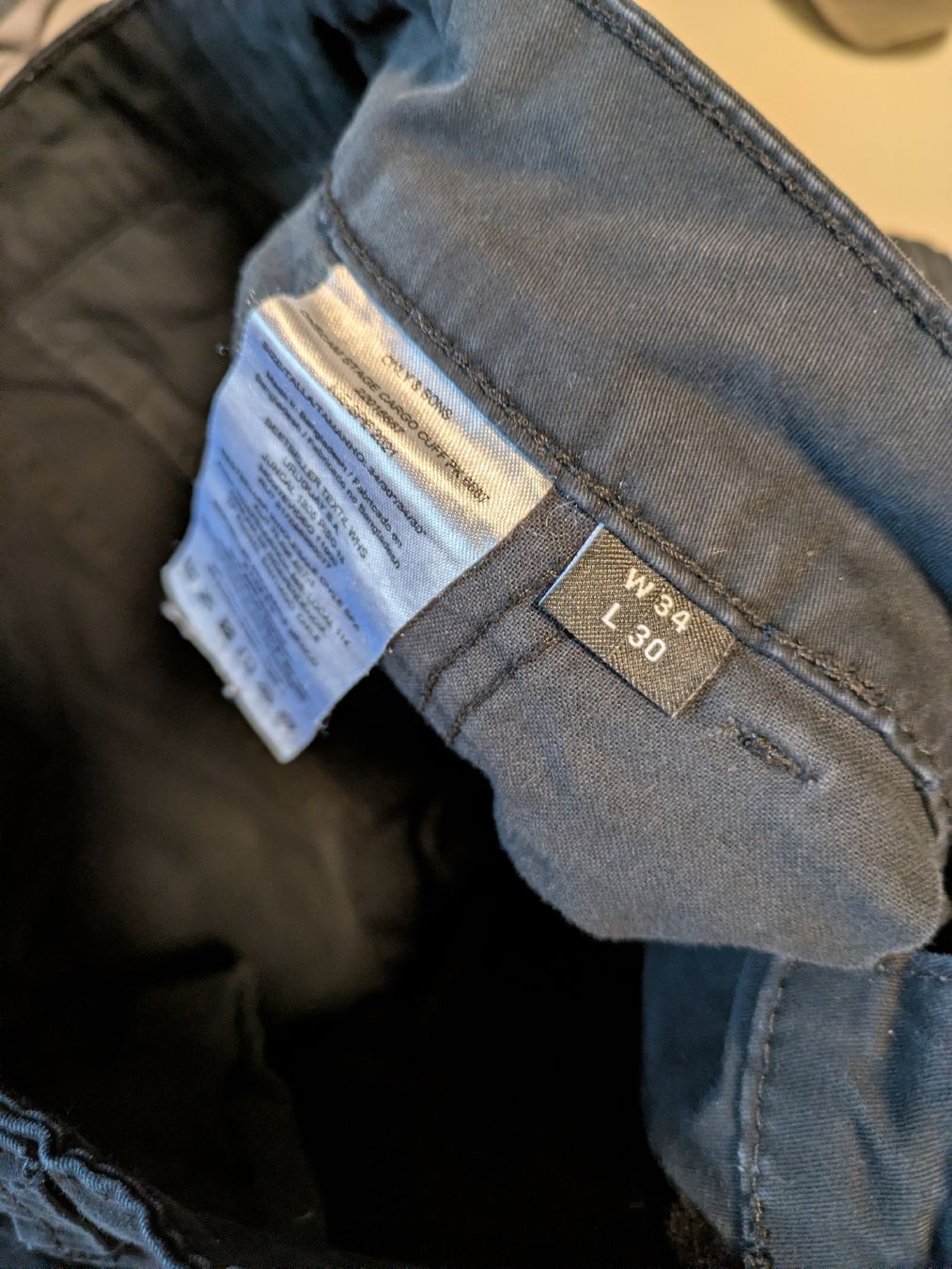 Lotti di vestiti: 3 Hosen Gr. 32-34/30 – Usato da Bottmingen venduto da HyperionFalls 3