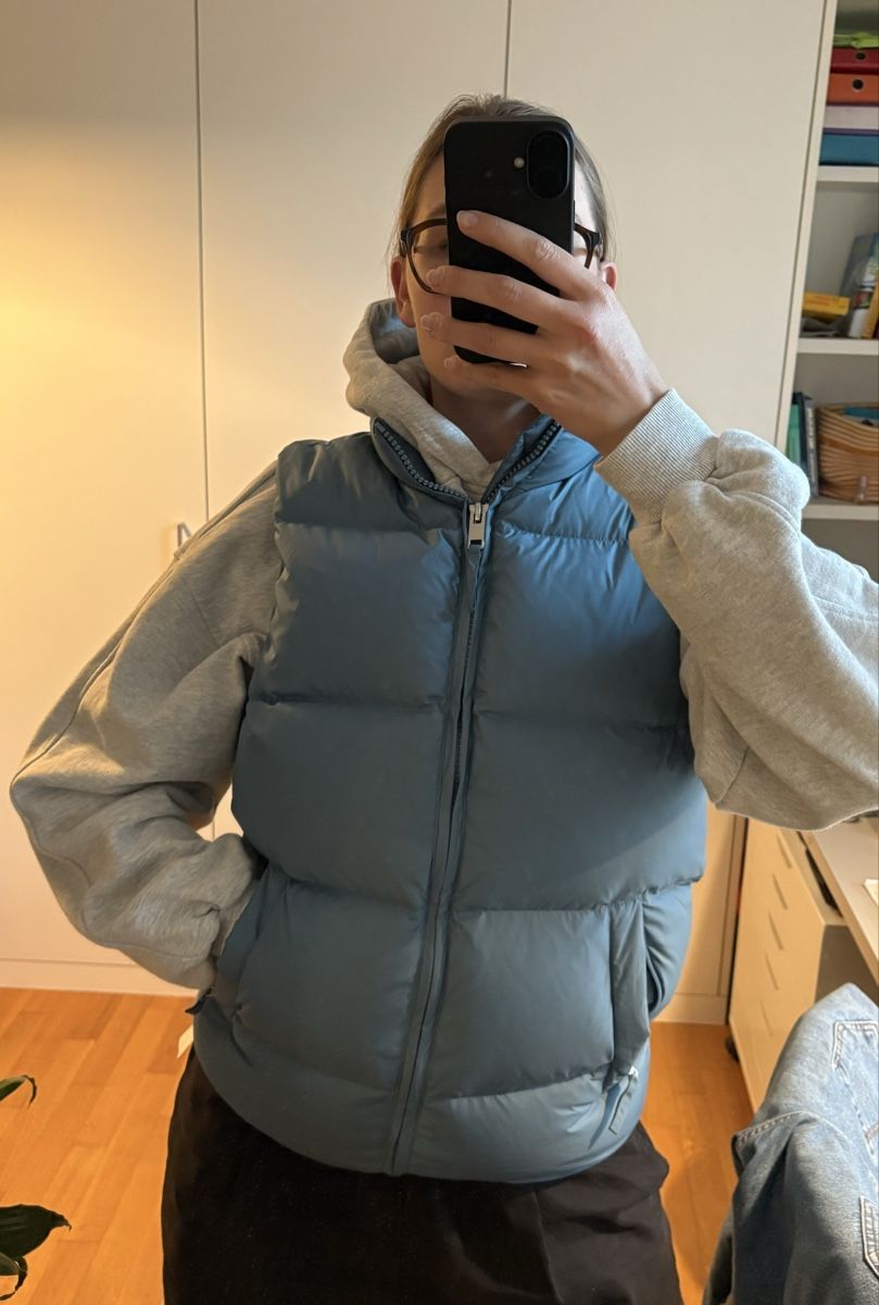 Gilet & Giacche: Daunen Gilet – Nuovo (secondo la descrizione) da Unterägeri venduto da jmo_m9n6