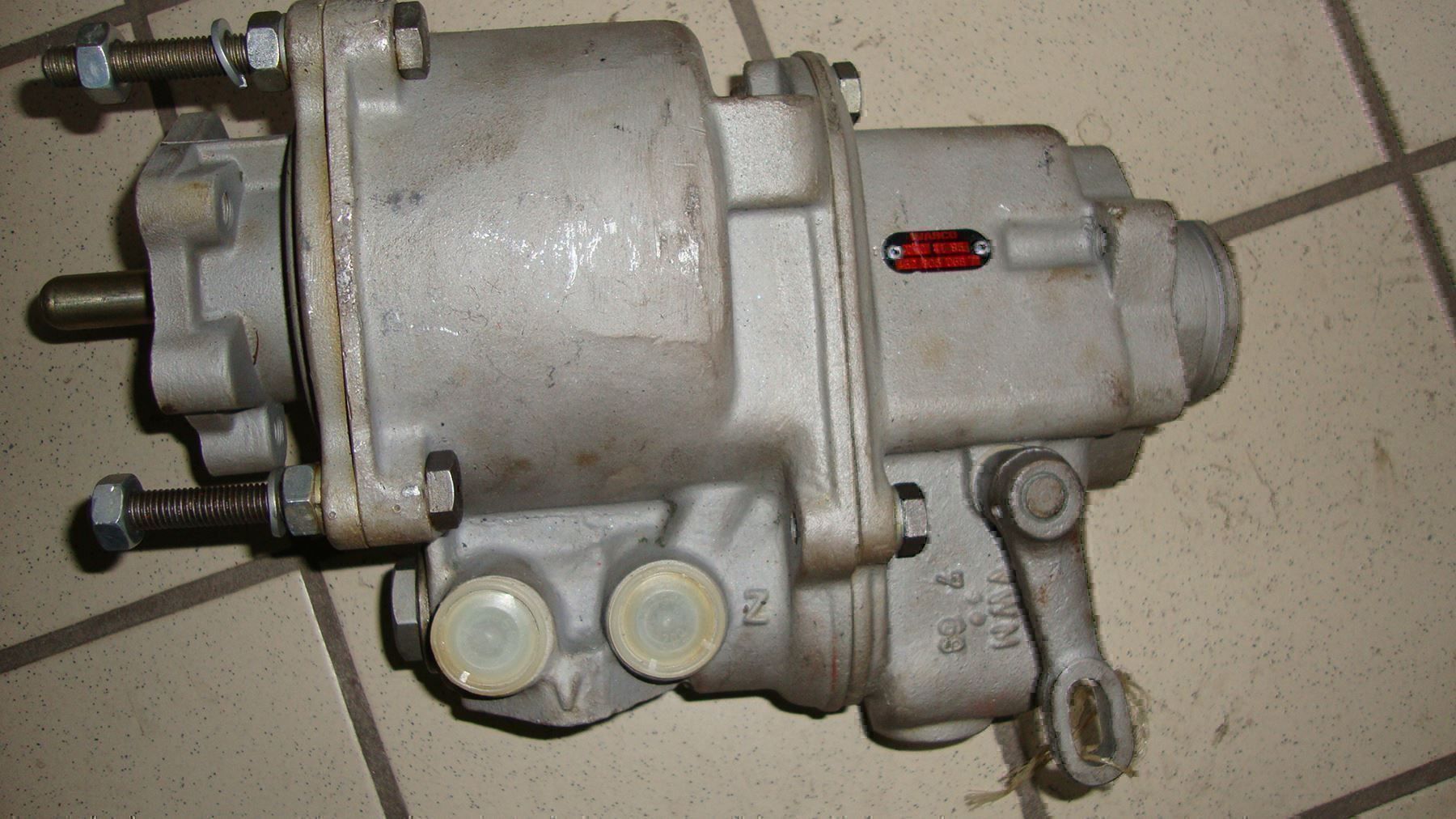 Alle Ersatzteile: Bremskraftverstärker Wabco – Neu (gemäss Beschreibung) aus Bösingen von 211hd