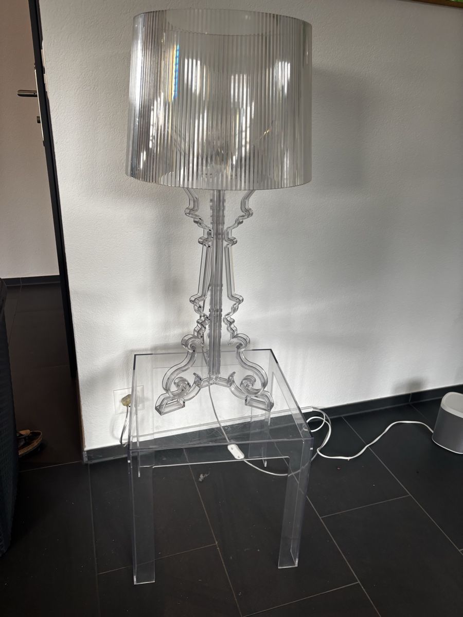 Kartell Lampen: Kartel lampe mit tisch – Gebraucht aus Holziken von kim_sh67 1