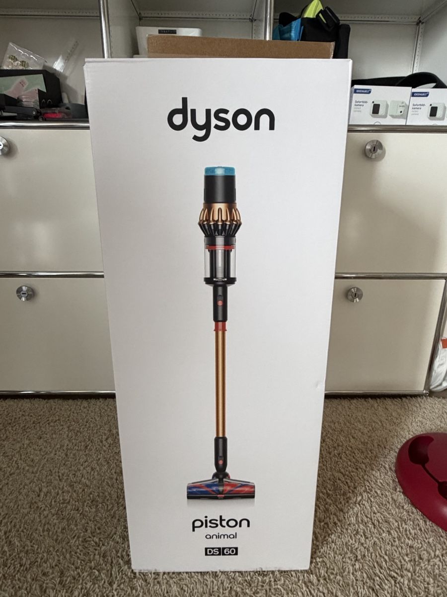 Dyson Aspirapolveri & Accessori: NEU Dyson V16 Piston Animal Staubsauger – Nuovo e nell'imballaggio originale da Bülach venduto da jmb96
