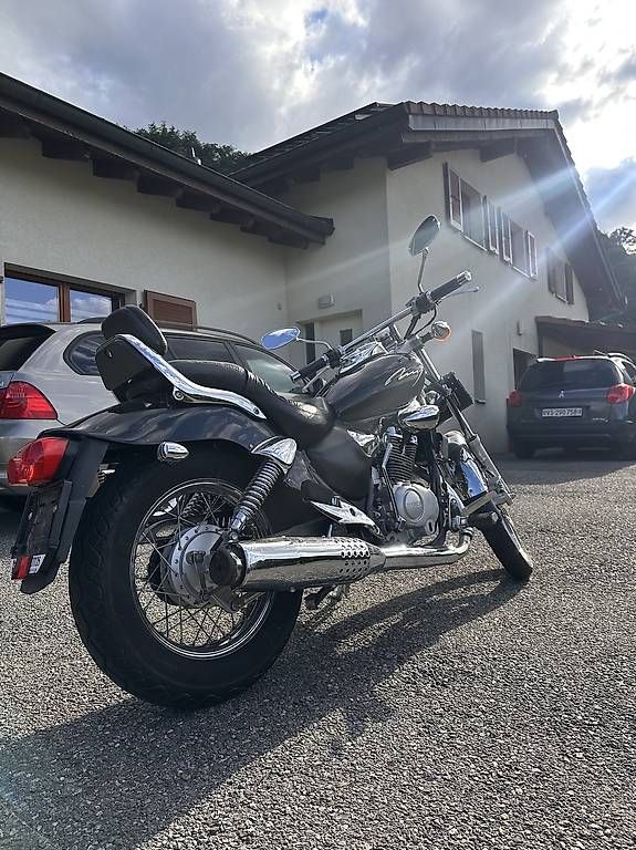 Chopper: Honda kymco zing 125 – Usato da Choëx venduto da tgu_7qx2 2