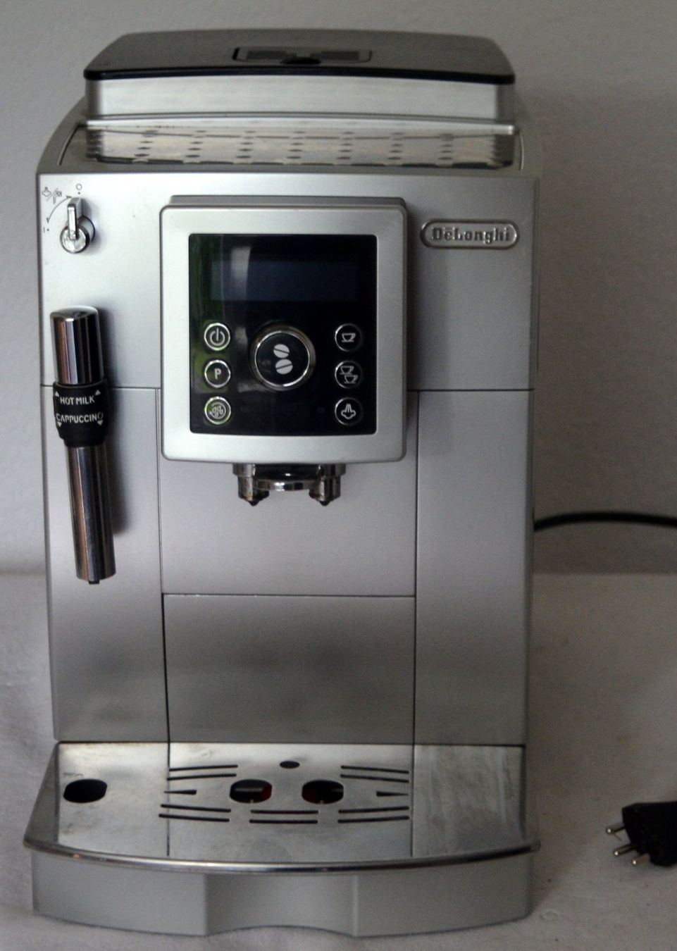 De'Longhi Macchine per caffè & Macchine per espresso: Kaffeemaschine DeLonghi machine à café – Usato da Collonges venduto da arashee 1
