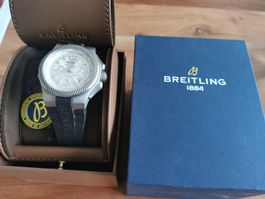 Top - Breitling Bentley B04 GMT Chronograph