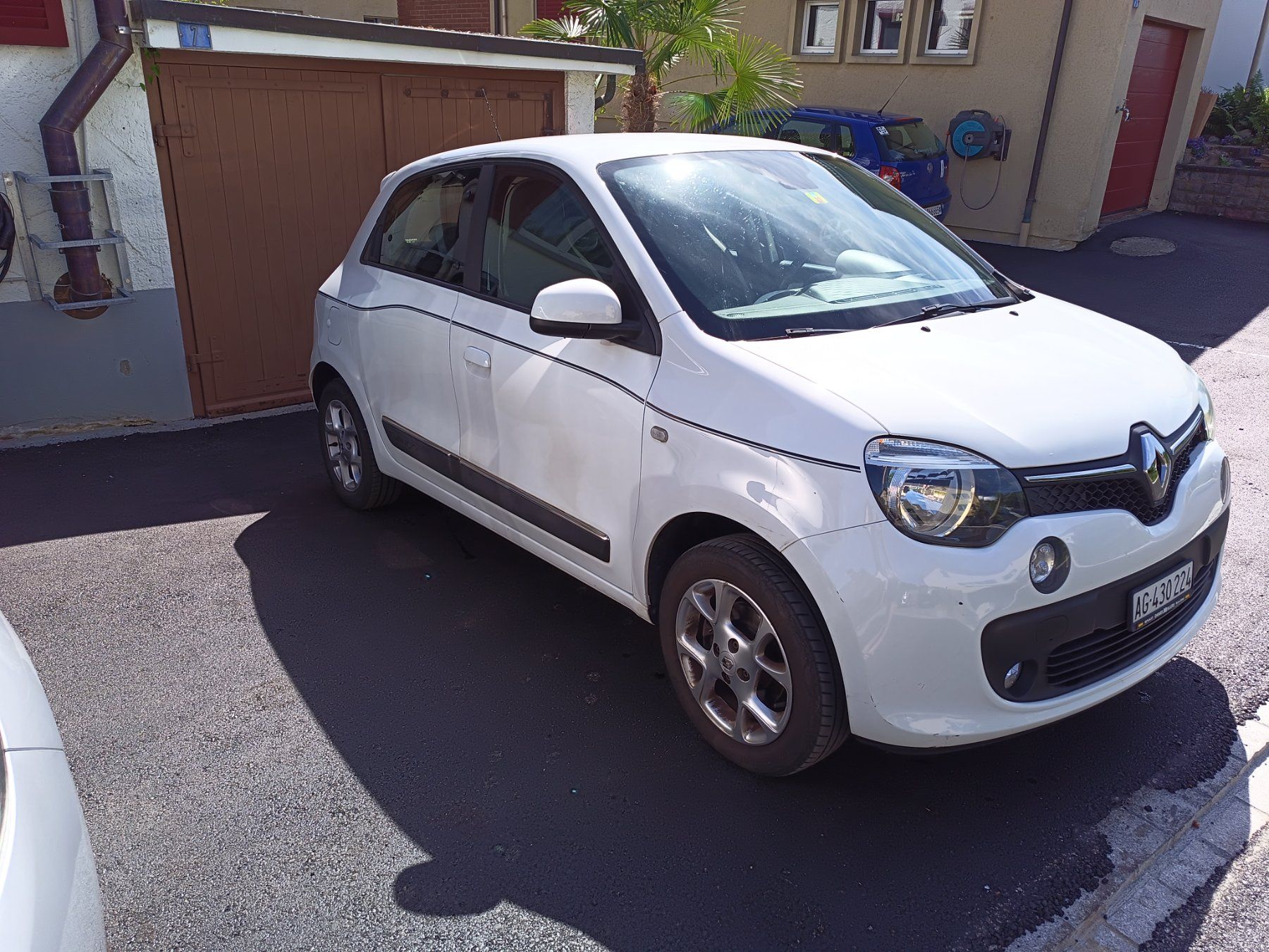 Renault Autos: Renault Twingo 2015 – D'occasion à Untersiggenthal par Gamp8