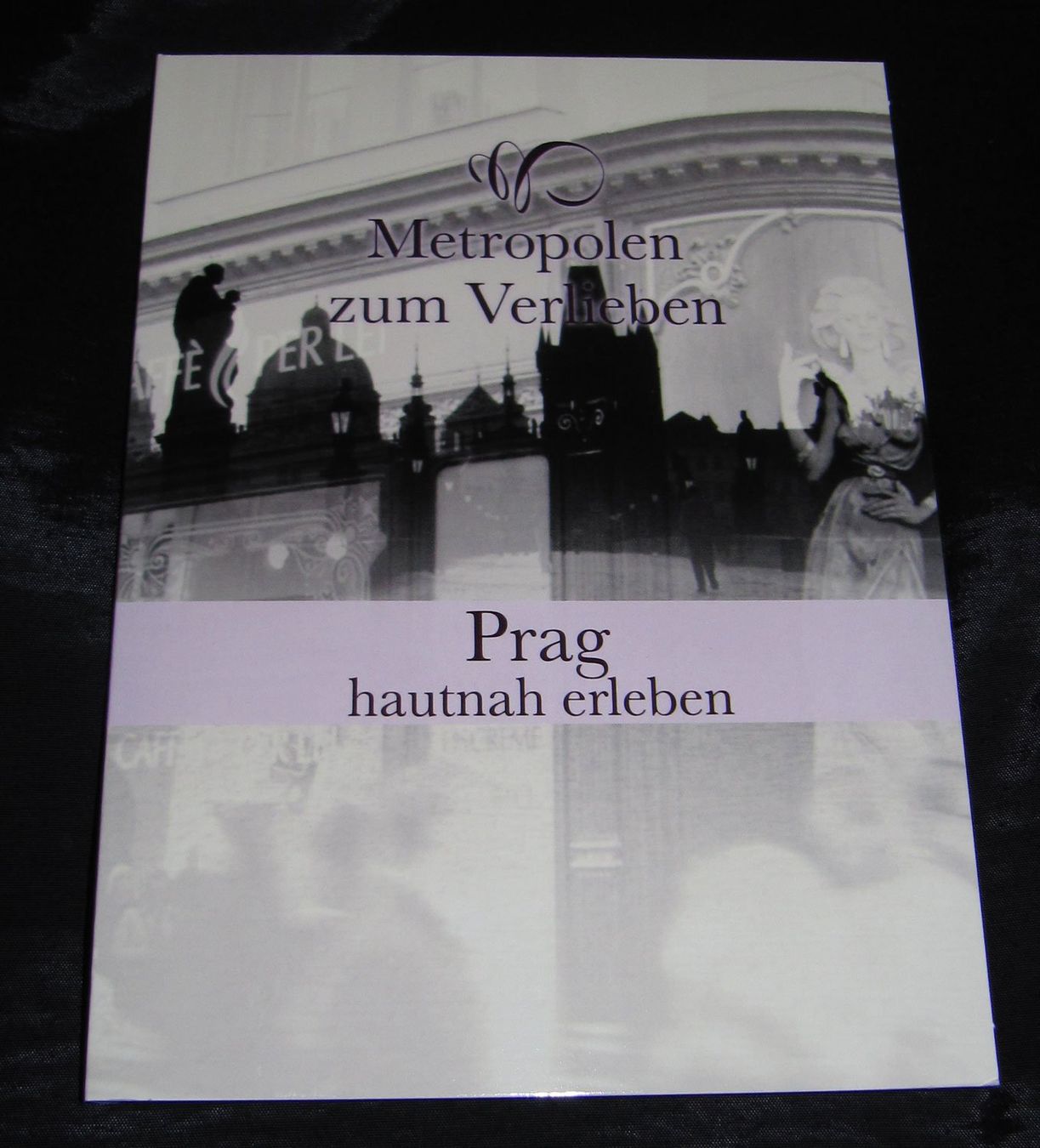 Libri: Reiseführer Geschenk Set Paris Rom Prag Wien Stadtplan + CD – Nuovo e nell'imballaggio originale da Basel venduto da Brouw 4