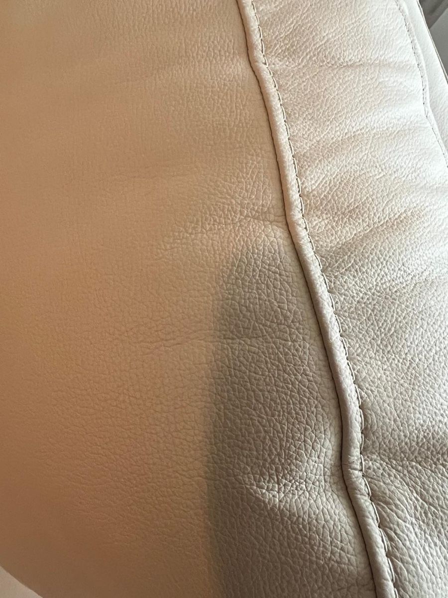 Sofas: Ledersofa Ecksofa ecru/beige – Gebraucht aus Zürich von CyMaMu 3