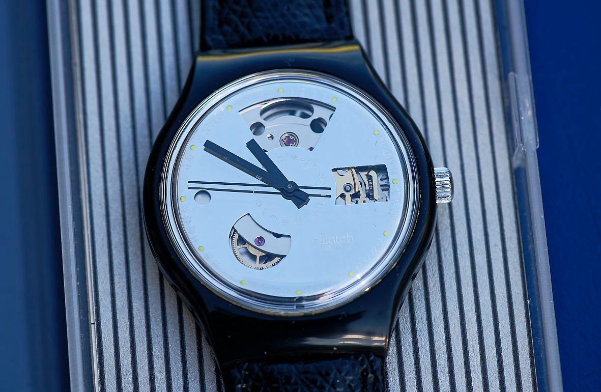 Swatch Orologi: Getragene Swatch Chrono schwarz-silber – Usato da Bern venduto da Maccalvin