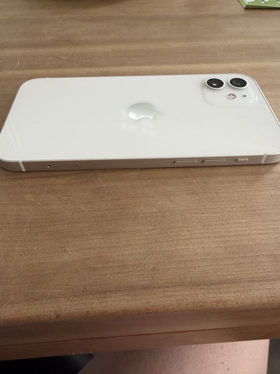 Apple Handys / Smartphones: Apple iPhone 12 128GB White – Gebraucht aus Luzern von ine_9lbj 3
