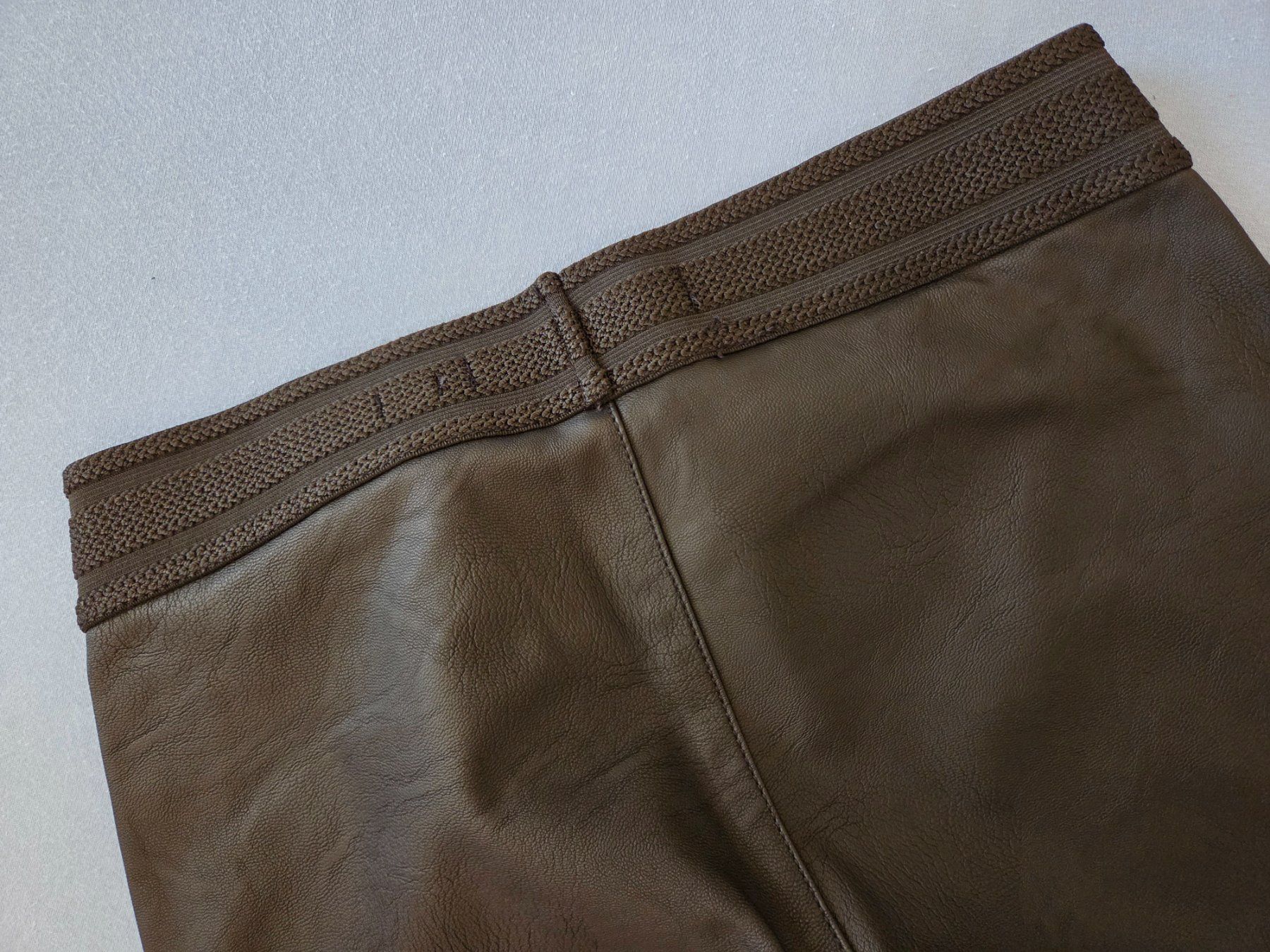 Leggings: Kunstlederleggings von Vero Moda – Nuovo e nell'imballaggio originale da Emmen venduto da GrabandGo 2