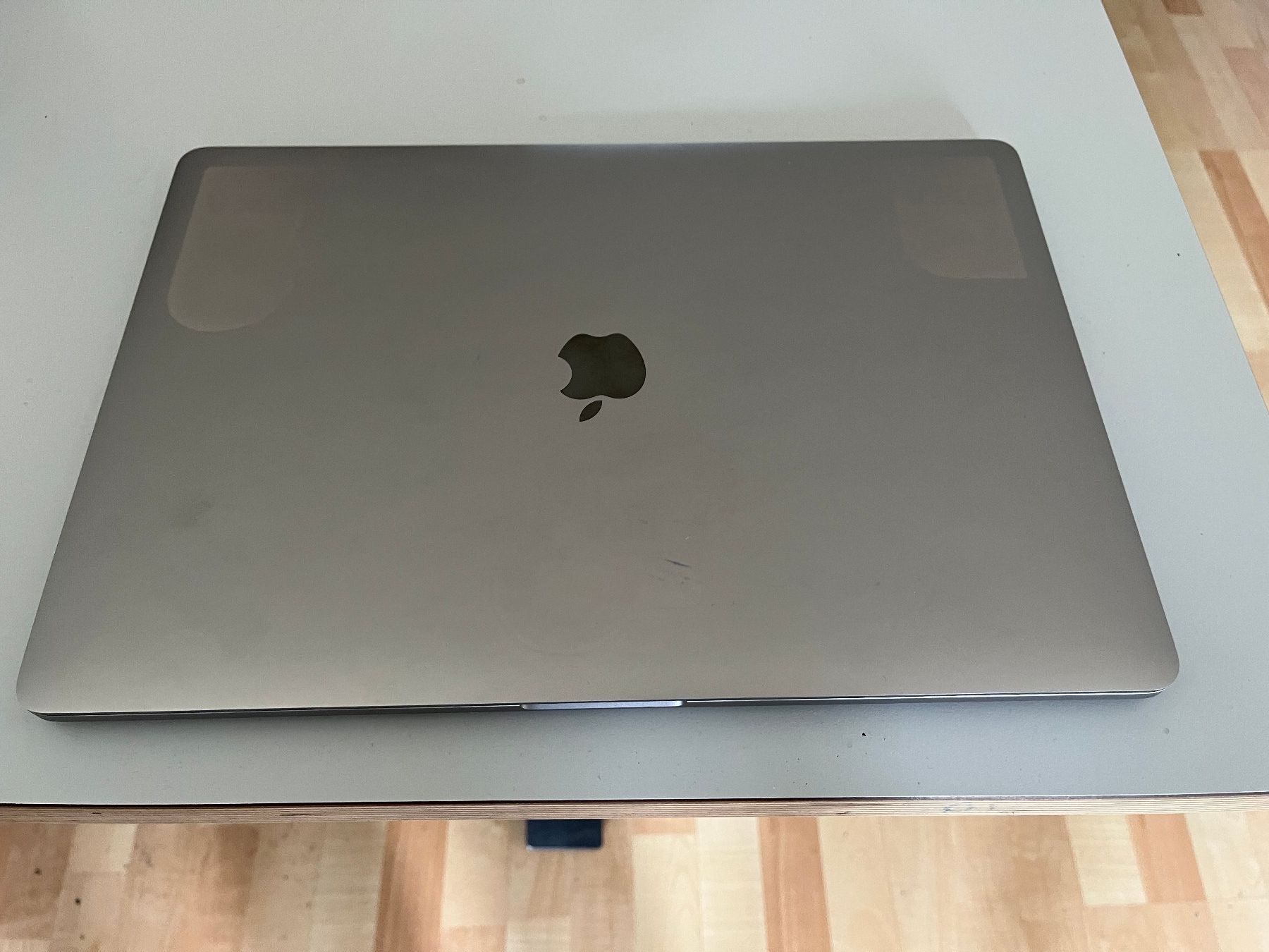 Apple Notebook: Macbook Pro 15 Zoll – Usato da Zürich venduto da sergio67 2