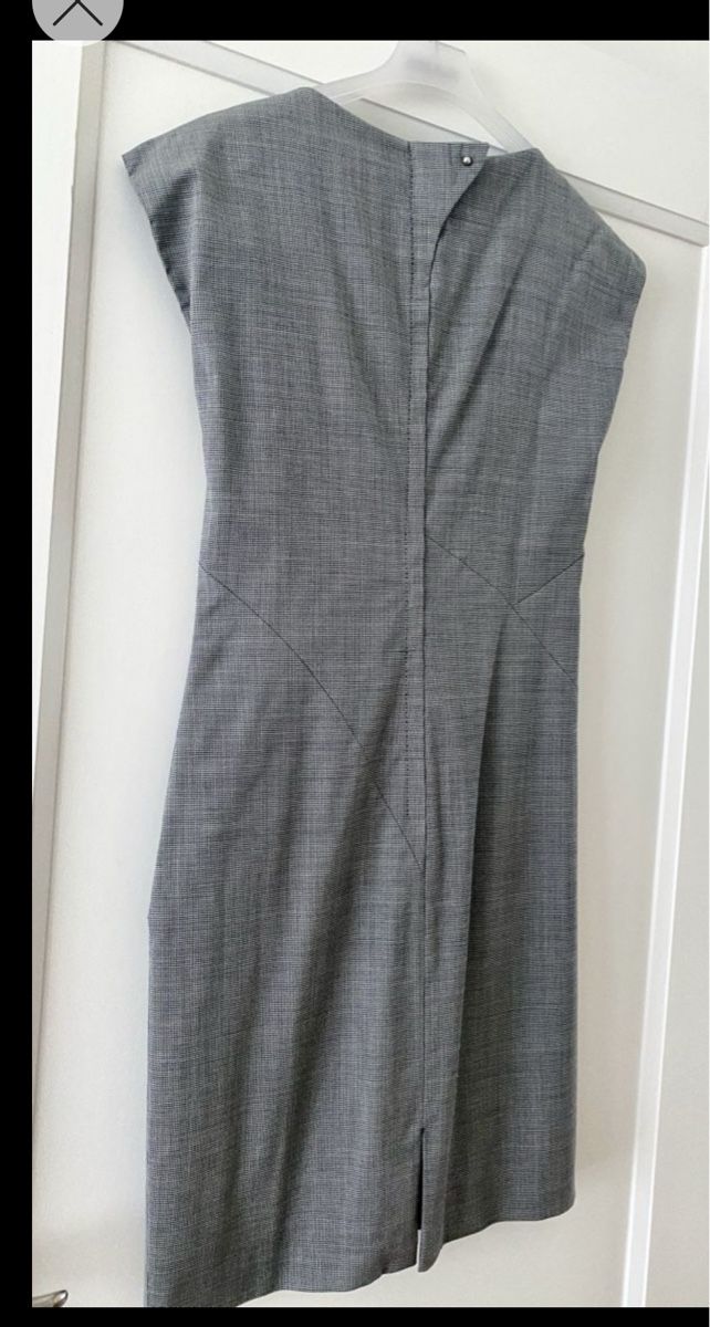 Costumi: Hugo Boss DamenKleid + Blazer – Usato da Zürich venduto da Orch43 5