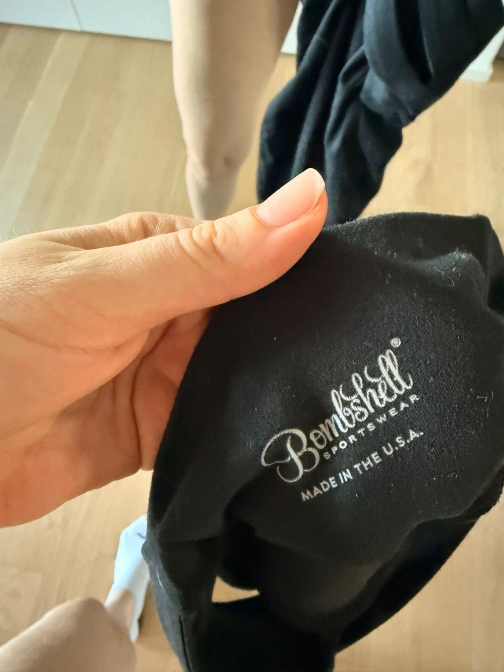 Leggings: Bombshell leggings gym schwarz M booty scrunch – Nuovo (secondo la descrizione) da Schlieren venduto da Wizza 5