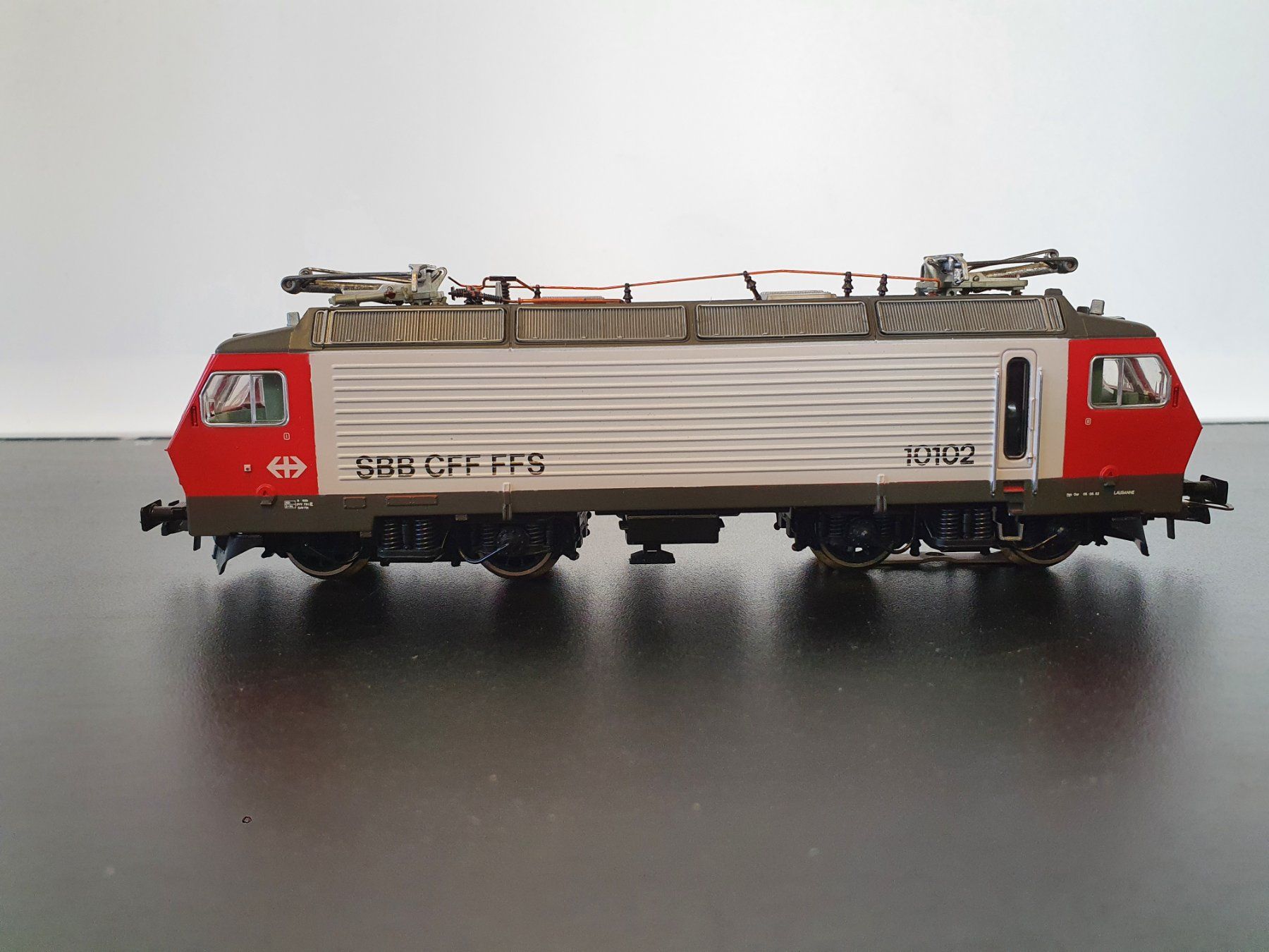 Roco Modellini di ferrovie: ROCO:AC: SBB Re 4/4IV 10102 TOP/OVP – Usato da Biglen venduto da taunus82 1