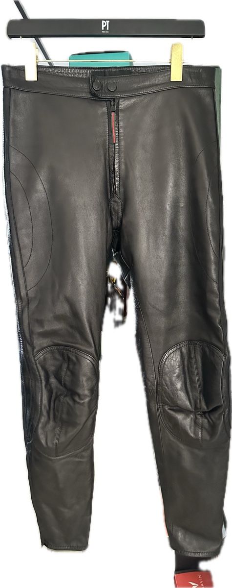 Gucci Pantaloni: Gucci Leather pants – Nuovo (secondo la descrizione) da Burgdorf venduto da N.O.C.