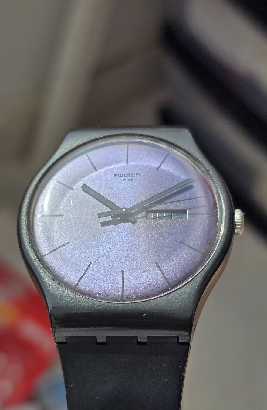 Swatch Uhren: Swatch Quartz Date 39,9mm – Gebraucht aus Minusio von AGSuhren 1