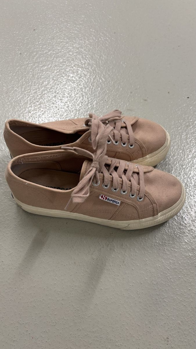 Superga Chaussures femmes: Sneaker Superga – D'occasion à Degersheim par alinarick 1